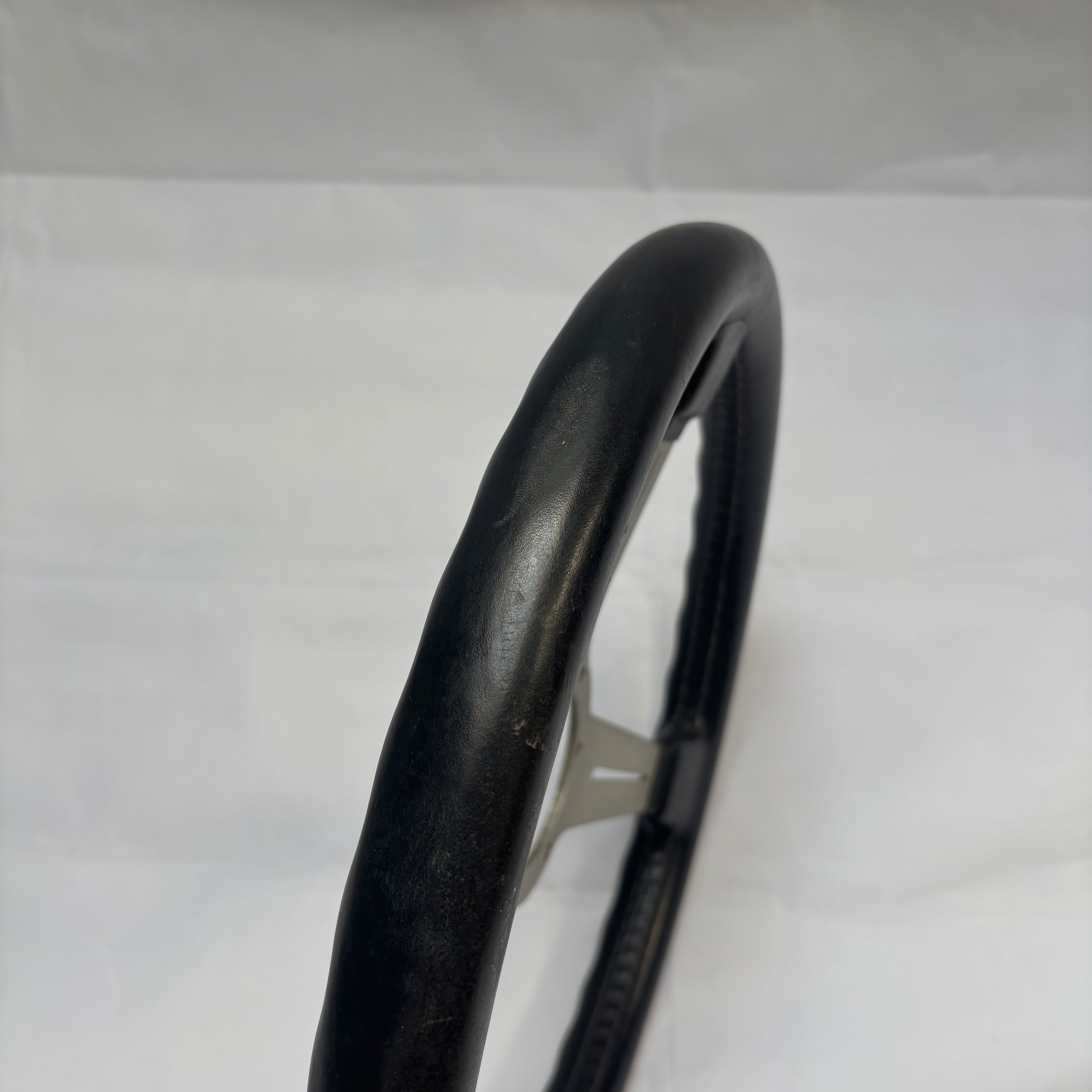 360mm Nardi Classic *Nardi Tokyo Horn*