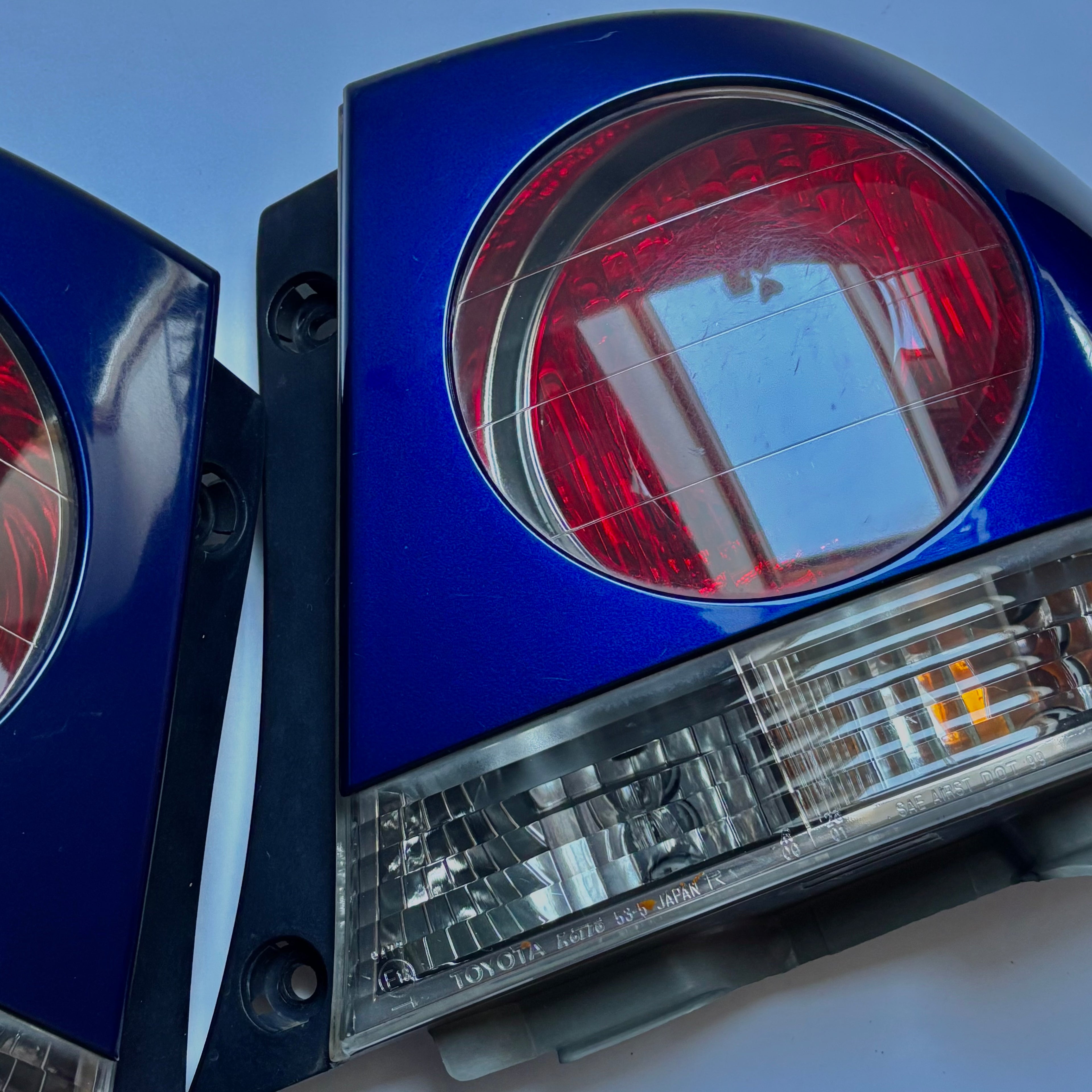 Toyota Altezza SXE10 Tail Lights