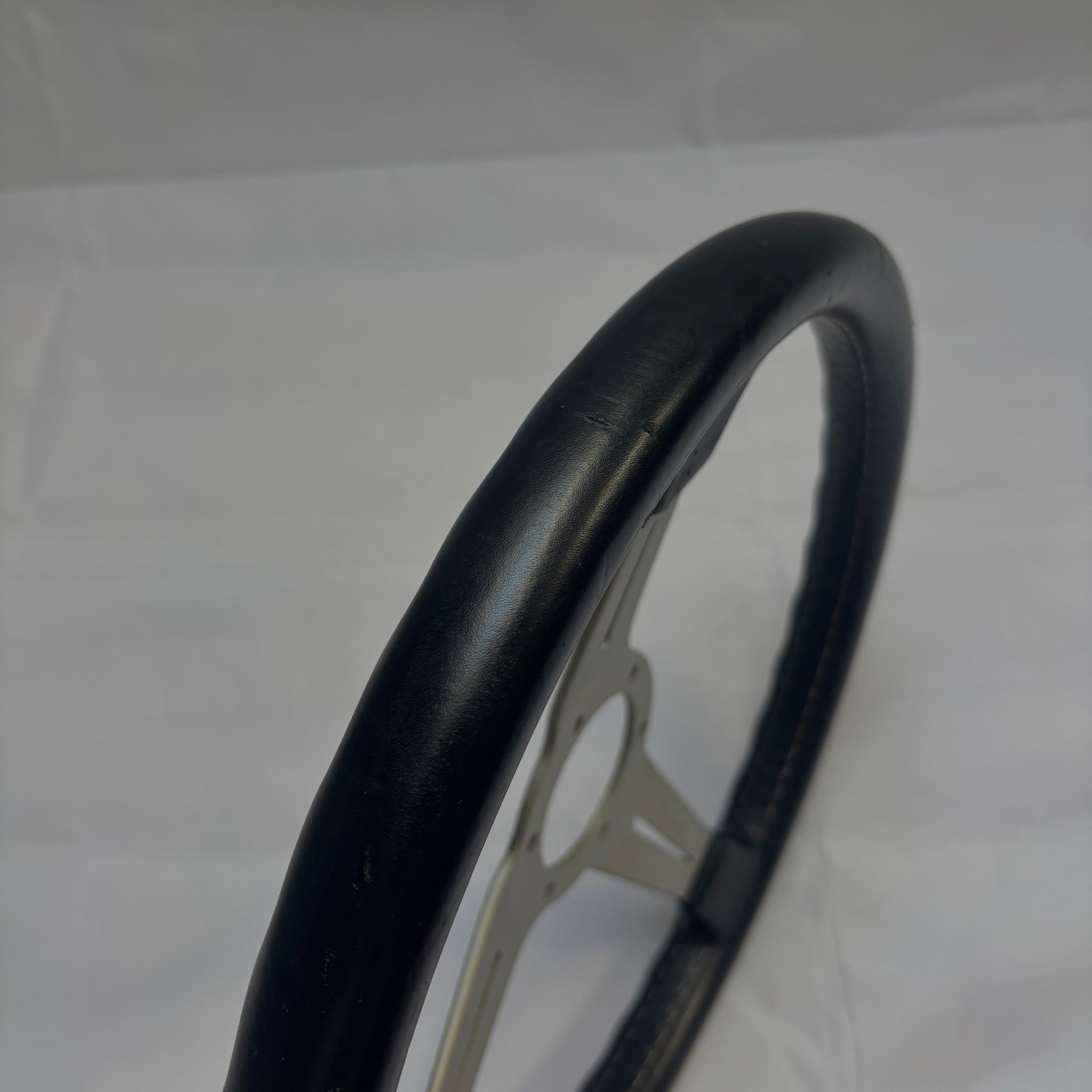 360mm Nardi Classic *Vintage Nardi Horn*