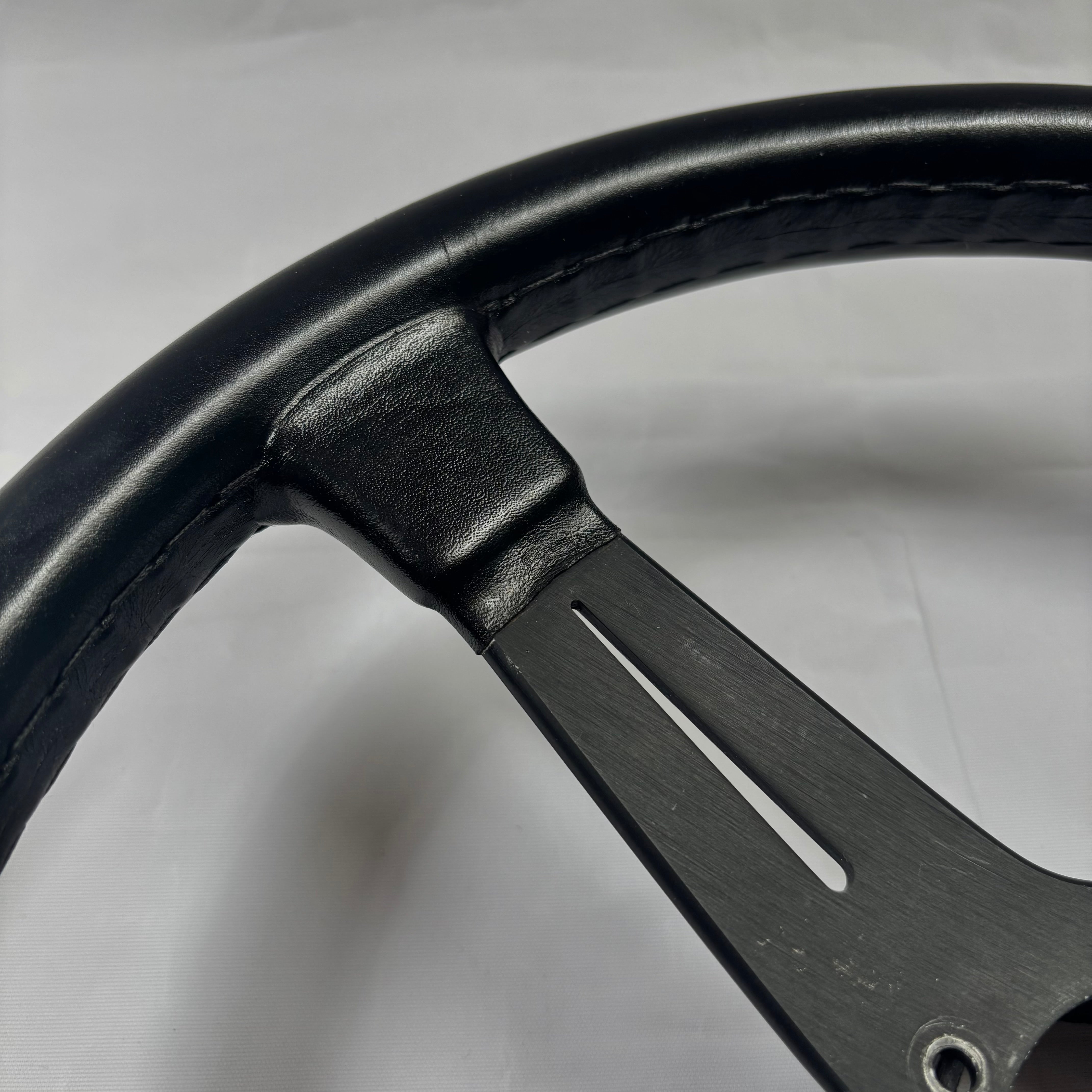 NARDI TORINOスティアリング NARDI TORINOスティアリング Nardi Torino Classic 365mm Silver