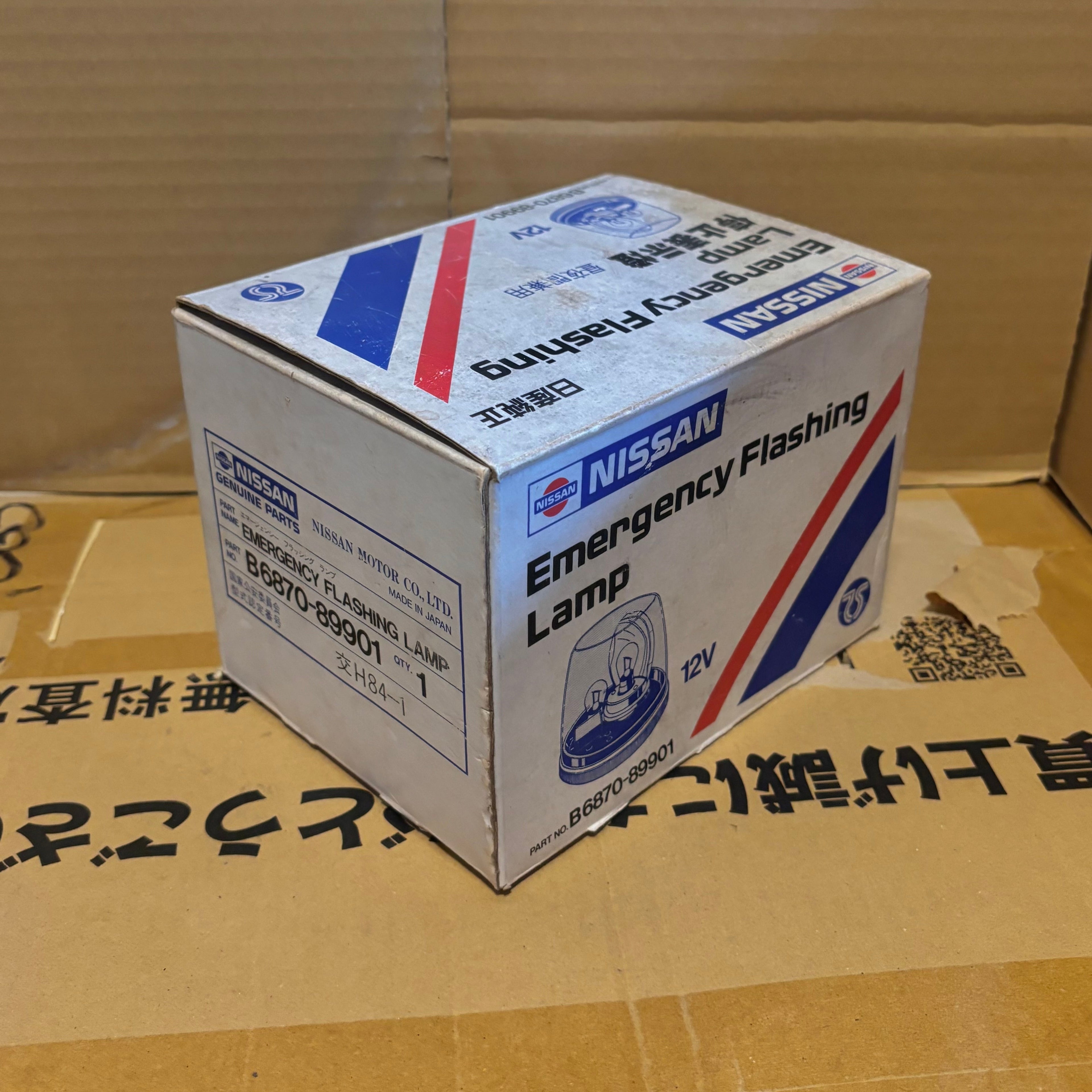 OEM Nissan Emergency Flashing Lamp B6870-89901