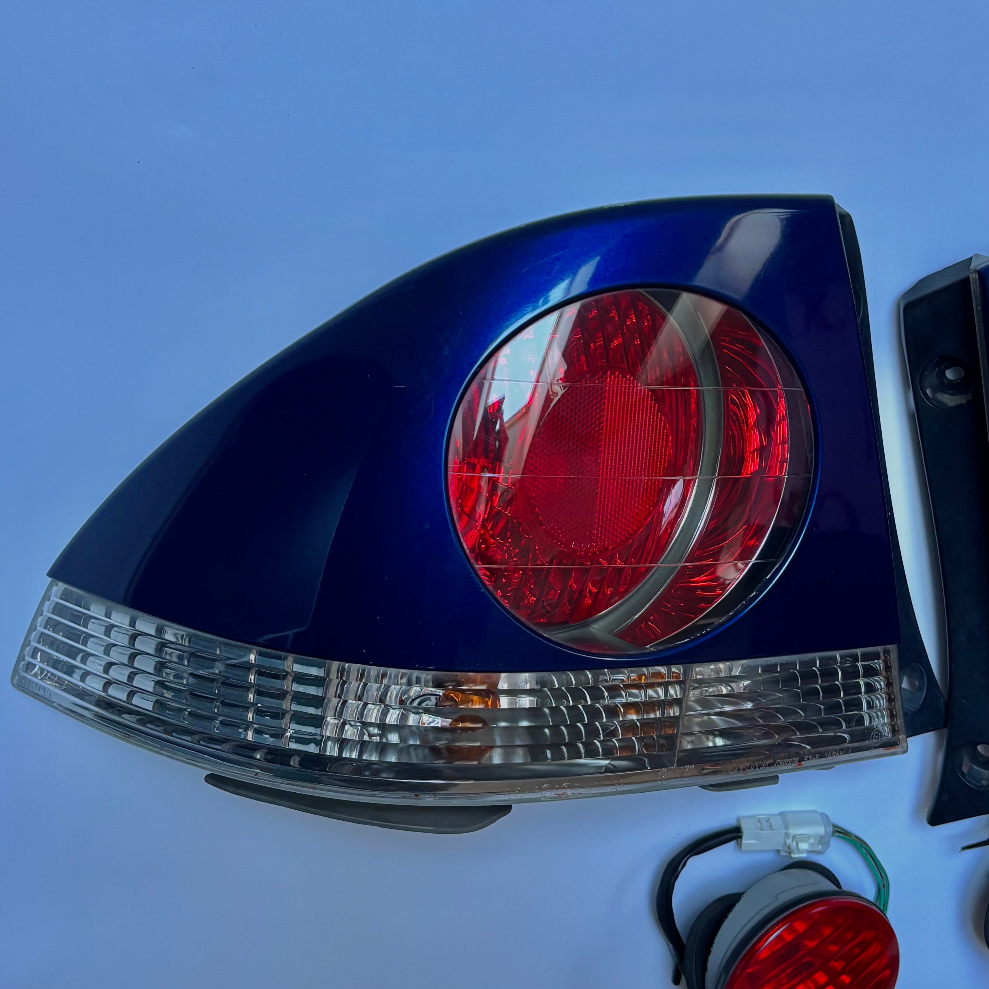 Toyota Altezza SXE10 Tail Lights