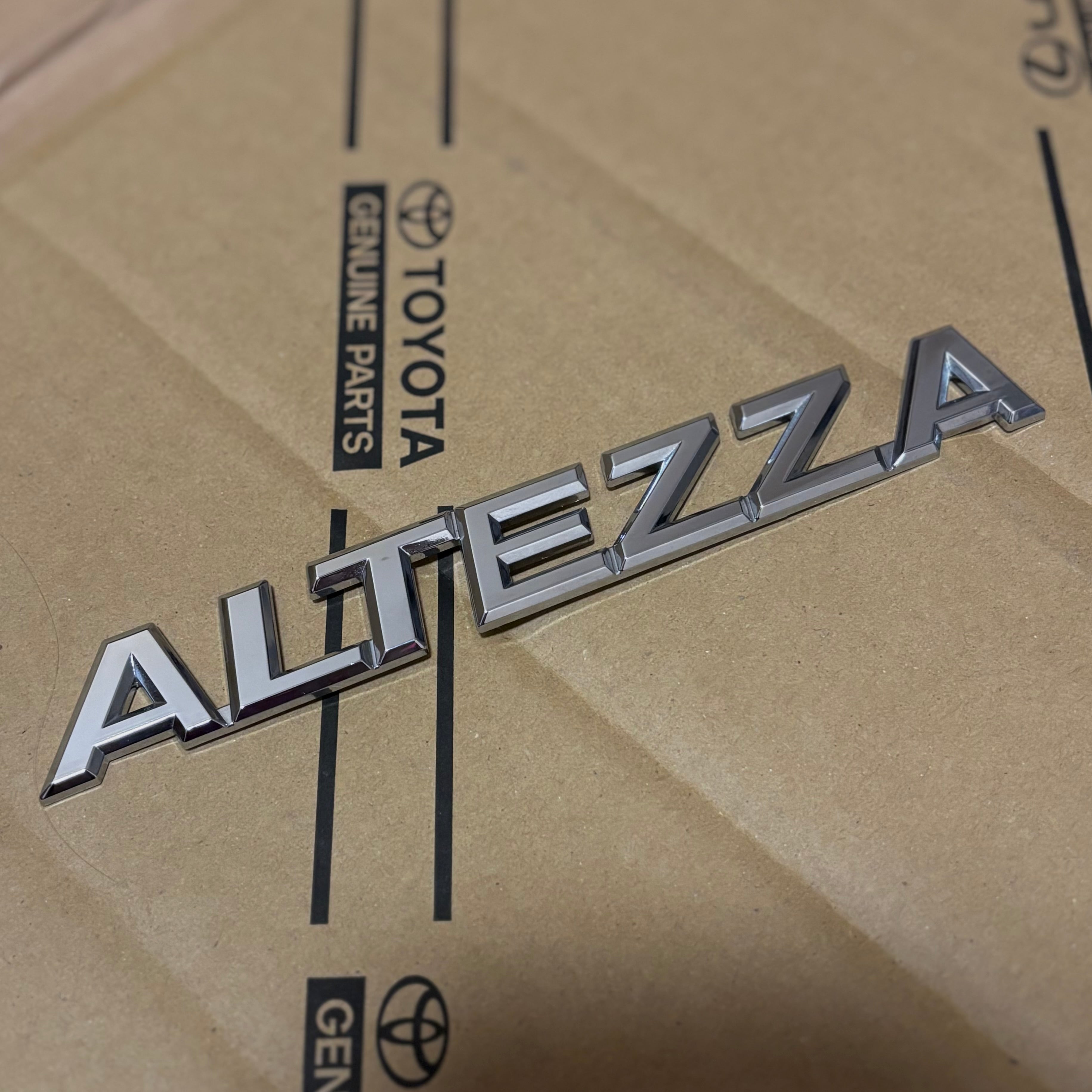 Toyota Altezza Rear Emblem