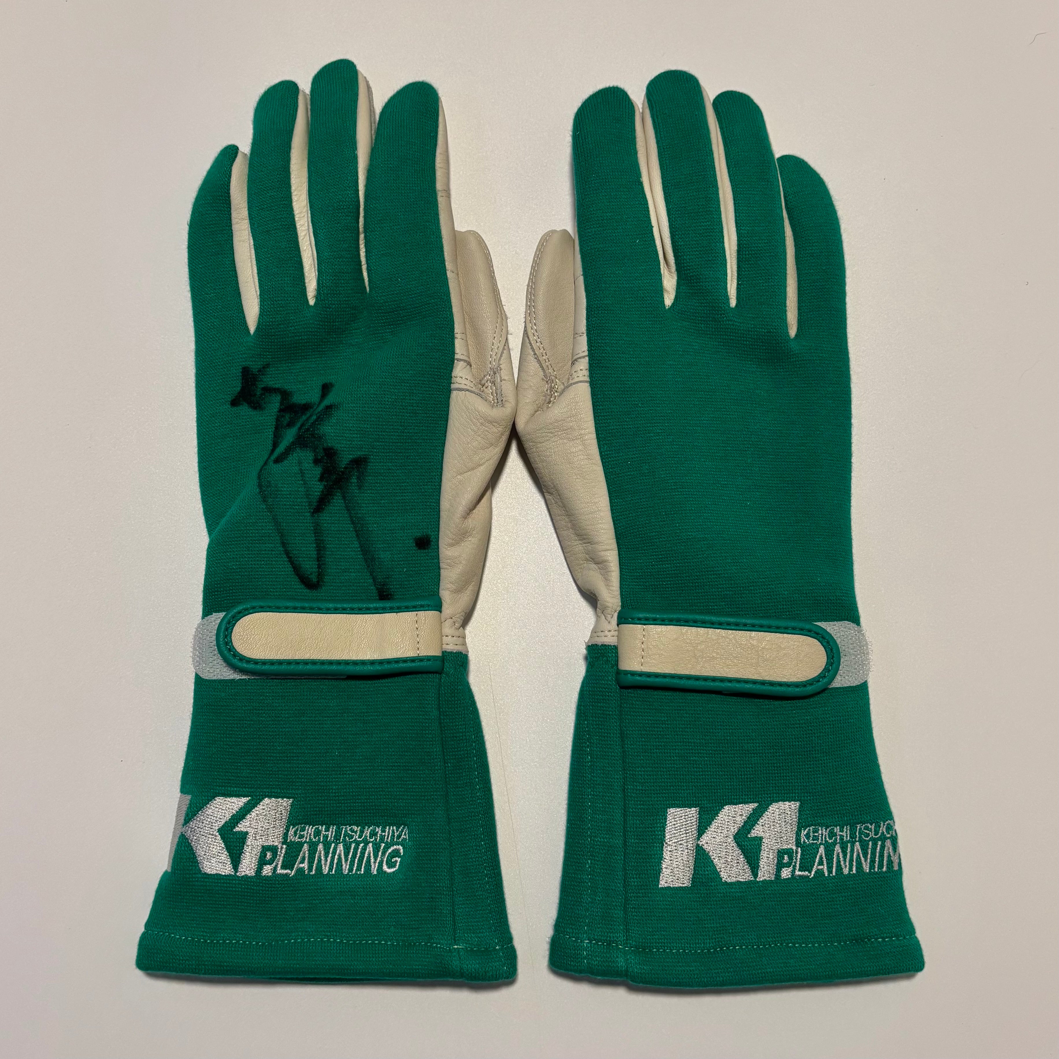 K1 Planning Racing Gloves (M) *Signed*